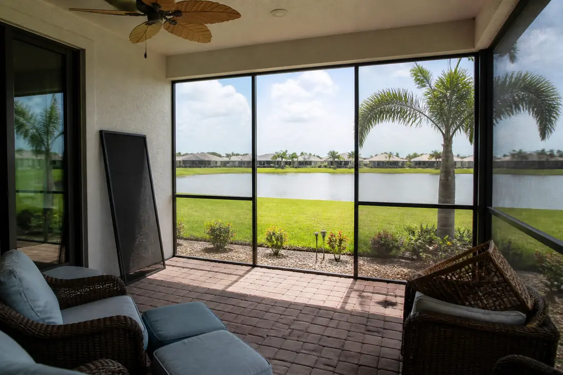 Lanai Screen Repair by Sarasota Screen Enclosure Pros